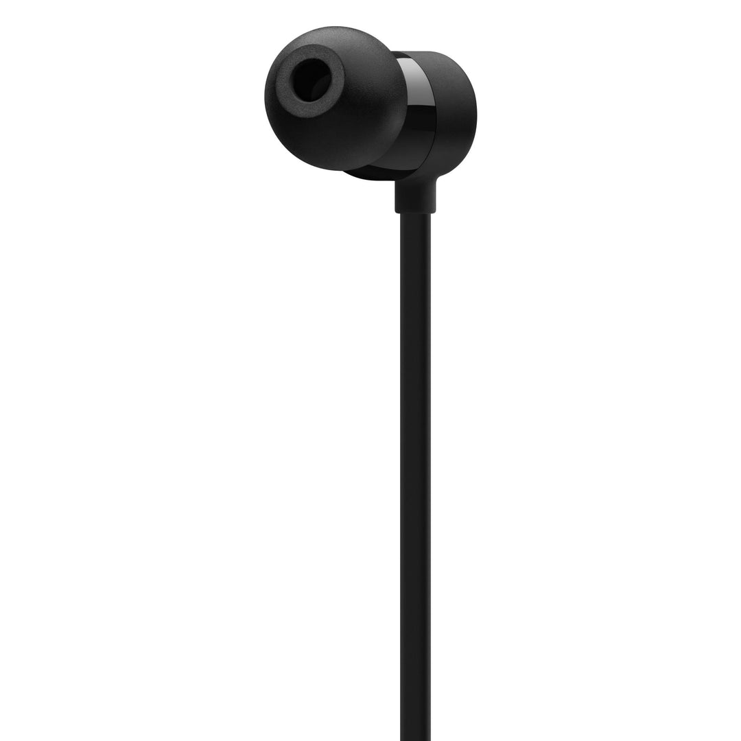 urbeats earphones with lightning connector