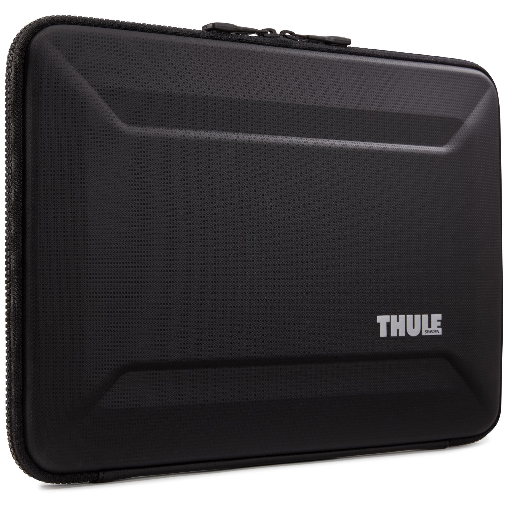 thule gauntlet 4.0 16" slim laptop/macbook sleeve case (black)