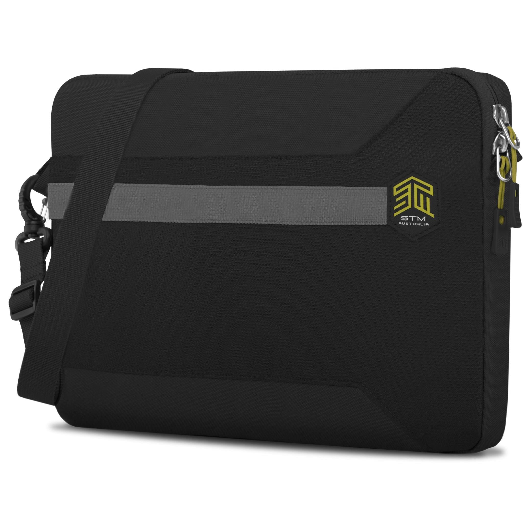 stm blazer 15" laptop sleeve case (black)