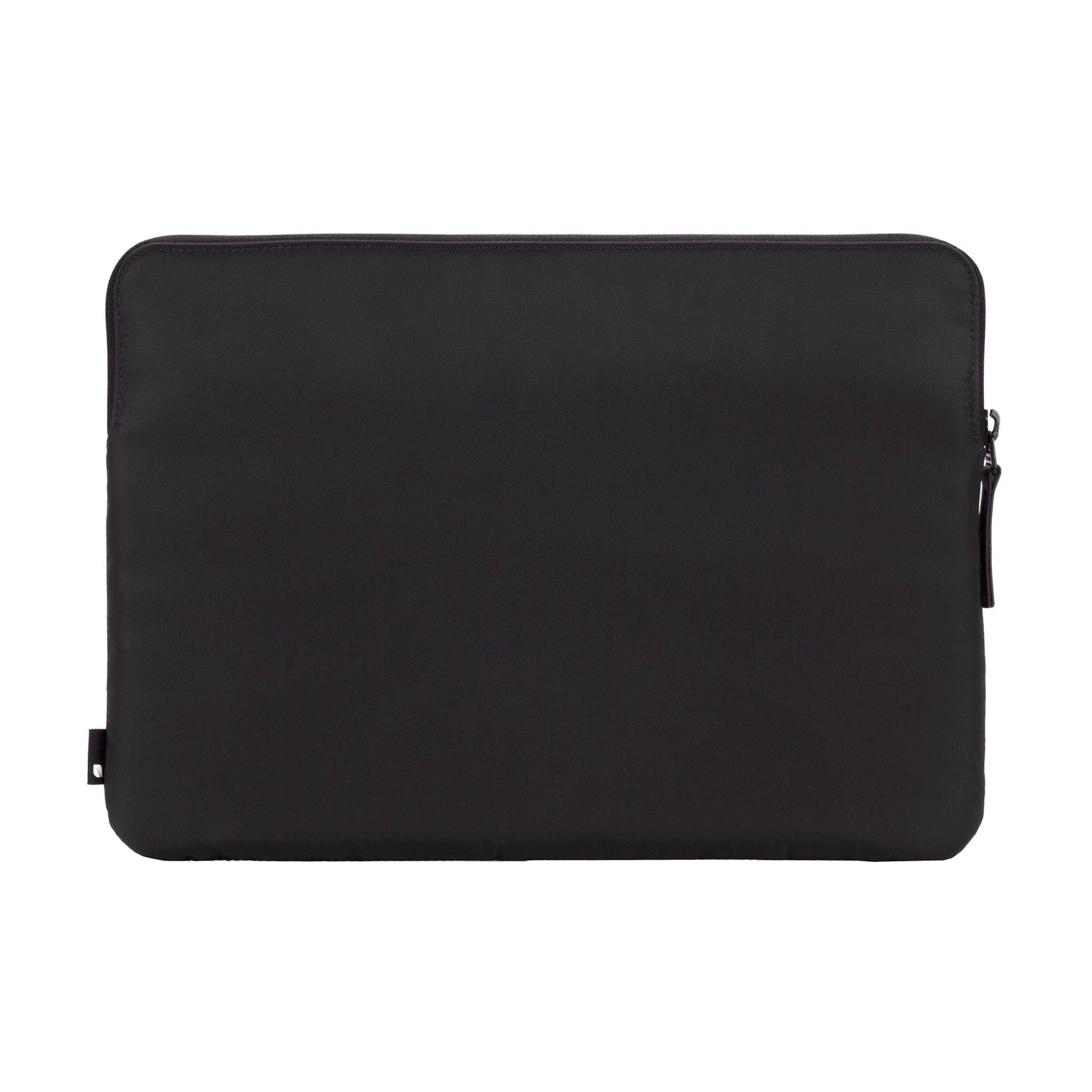 incase 15-16" flight nylon compact sleeve case for macbook pro (black)