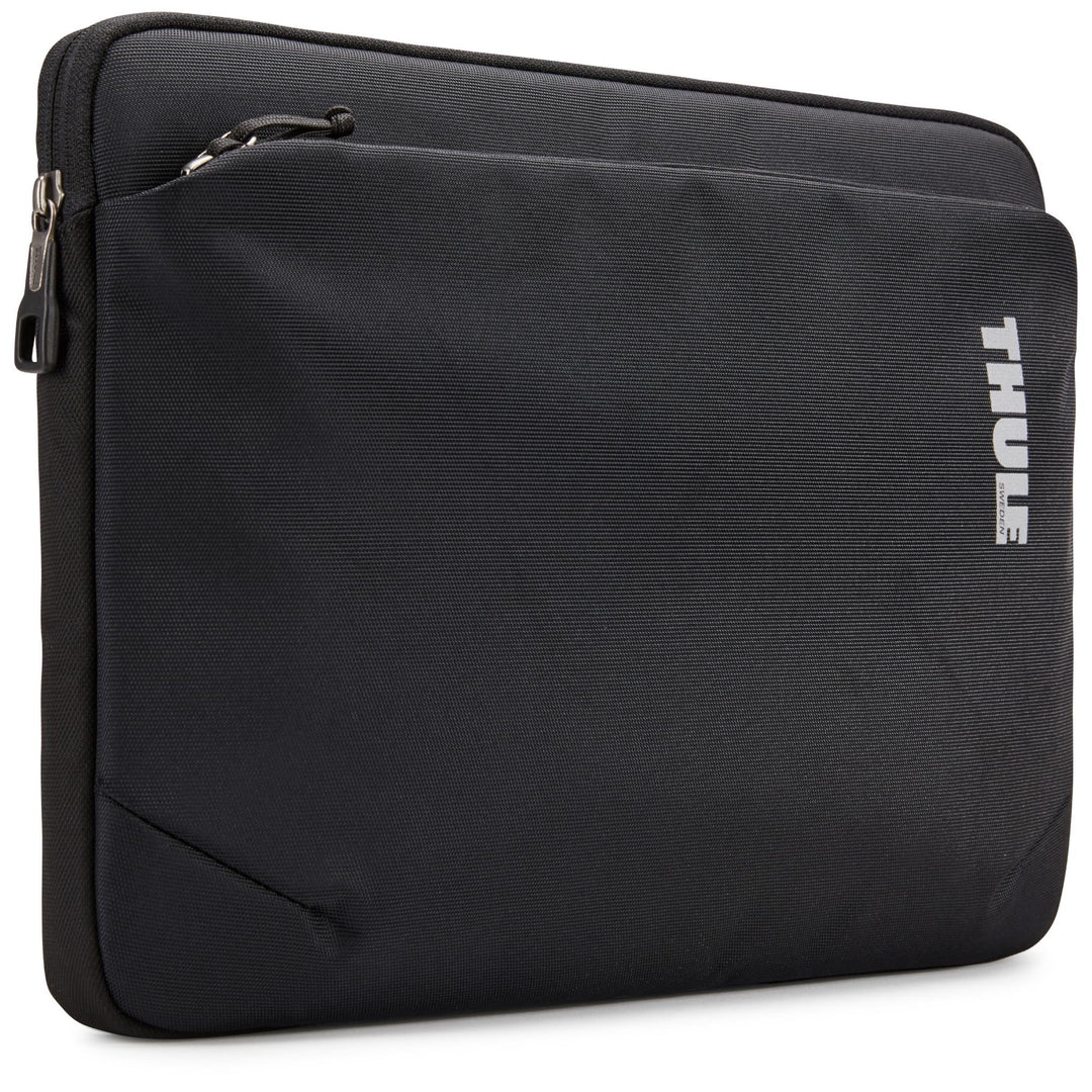 thule laptop sleeve 15