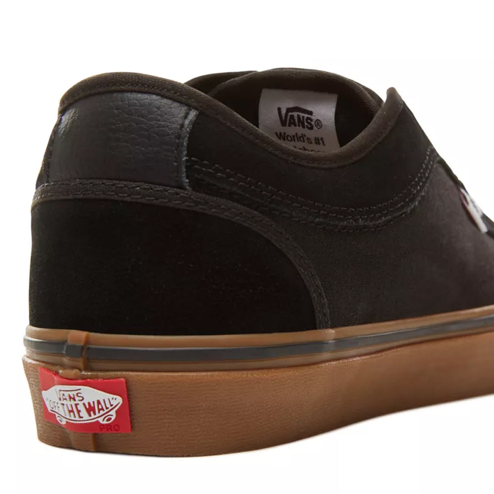 vans chukka low black black gum