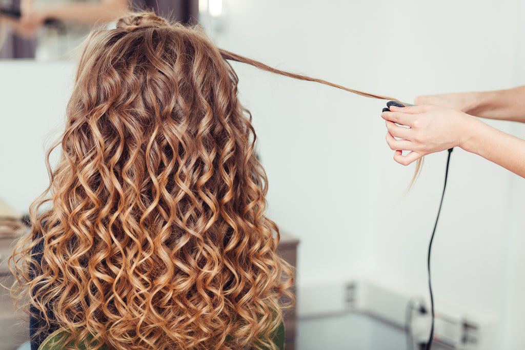 How to Curl Your Hair with a Flat Iron