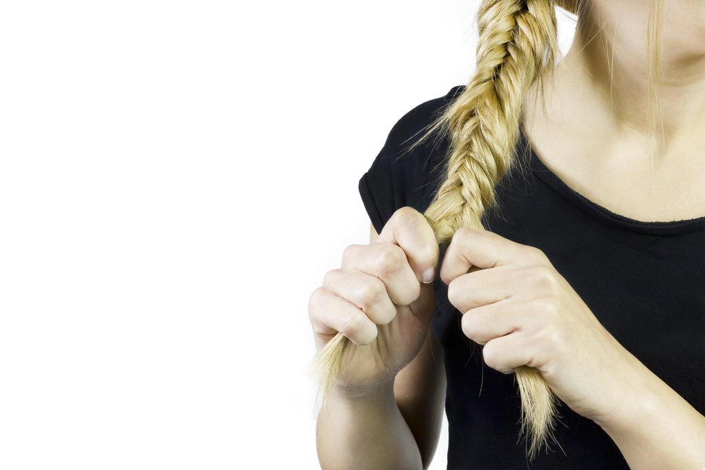 How to Do a Fishtail Braid