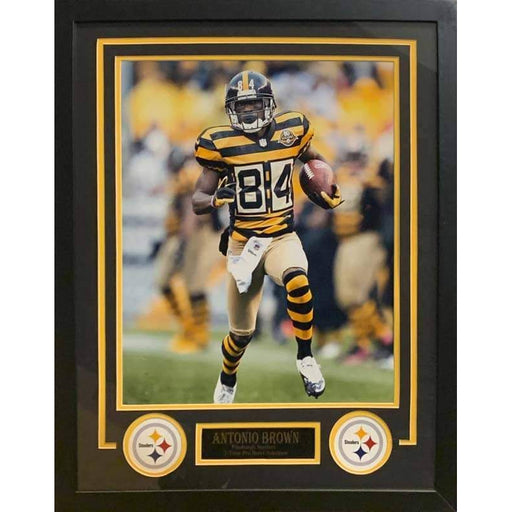 Antonio Brown Running In Bumblebee Unsigned 16X20 - Professionally Framed