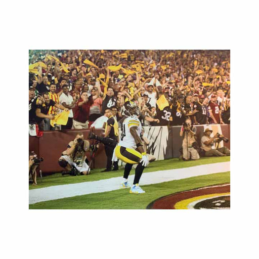 Antonio Brown Flexing (Chest Up, Eyes Up, Prayed Up) Unsigned 16x20 Ph —  TSEShop