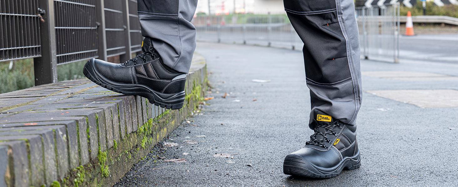 Men’s Leather Work Boots