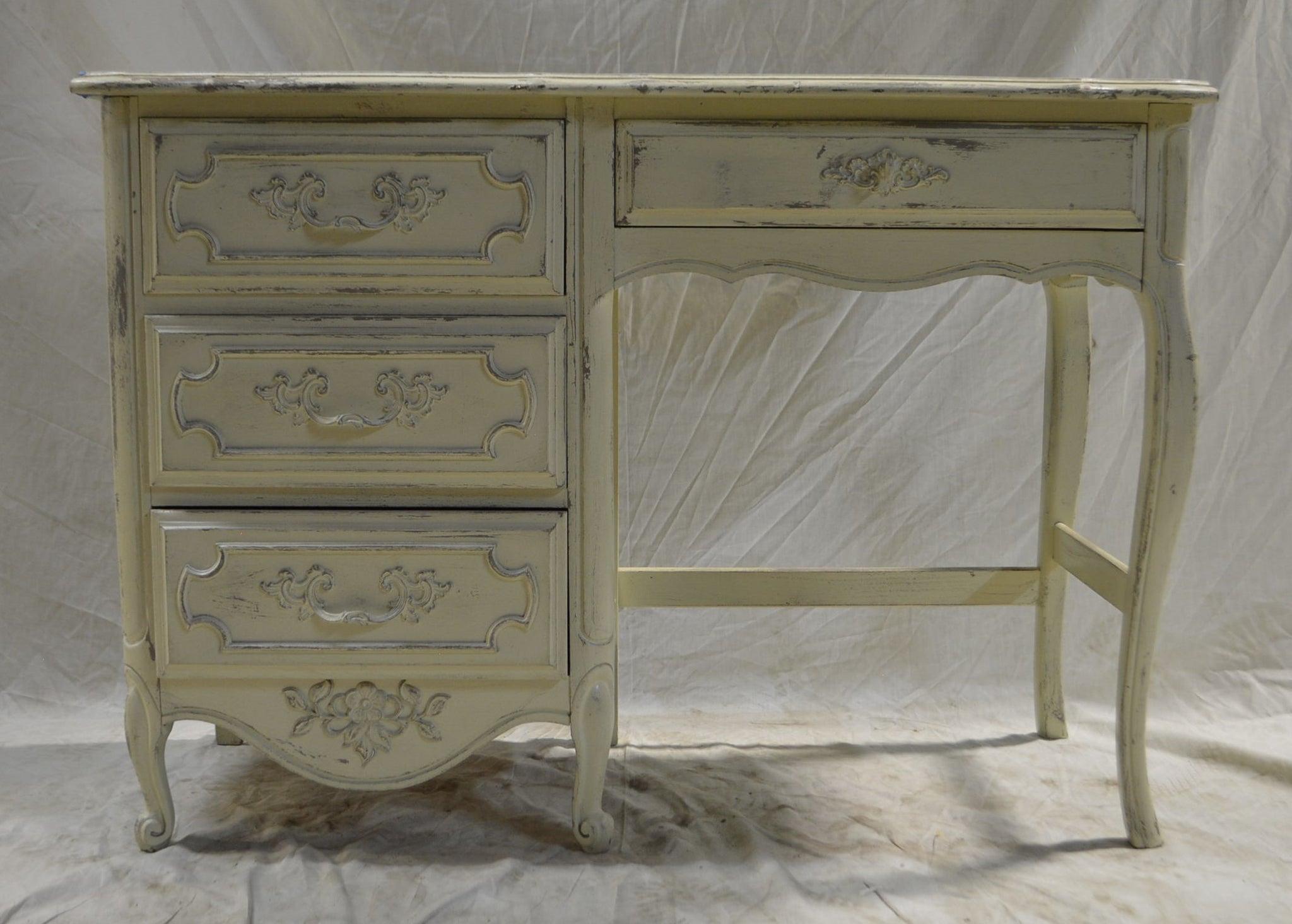 Used Young Teen College Writing Desk White Northside Prop