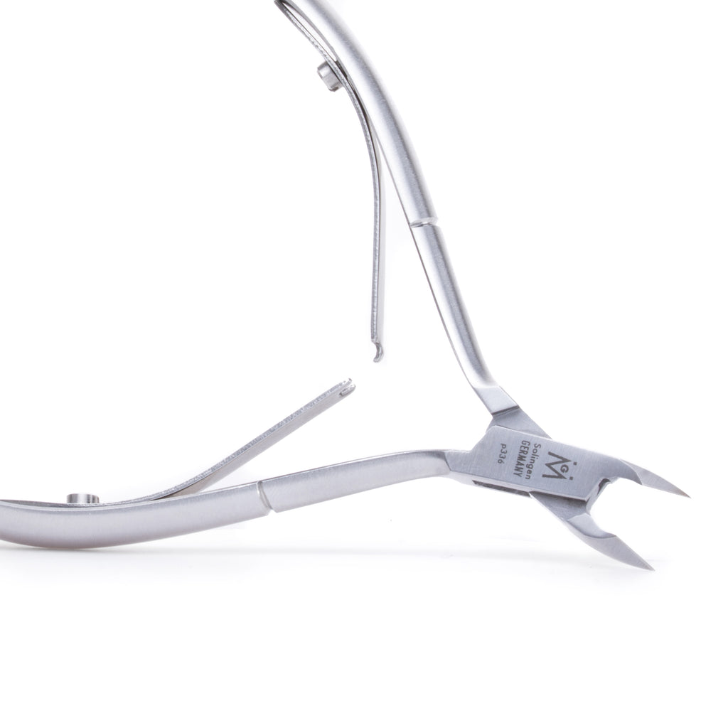 p-336 GERMANIKURE Cuticle Nipper with double spring design