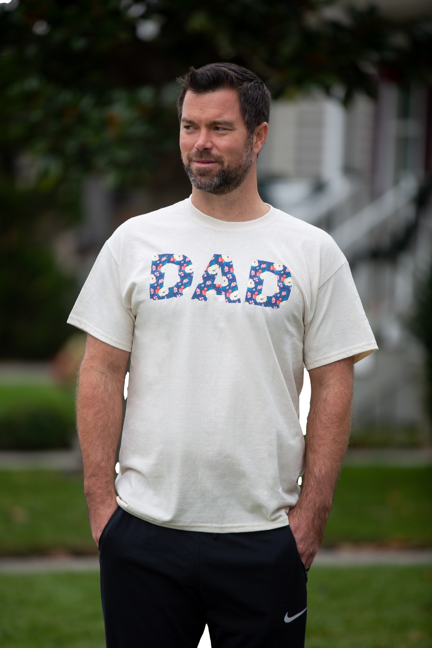 Annabelle CREAM Dad T-shirt