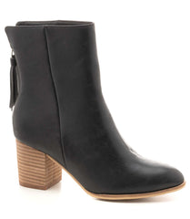 Corky's Boujee Boot in Black