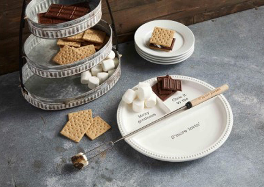 Circa Smore Plate Set by Mud Pie