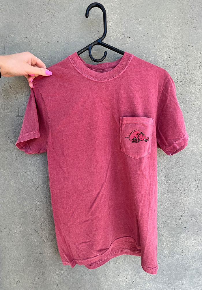 70's Hog Pocket Tee by Southern Trend