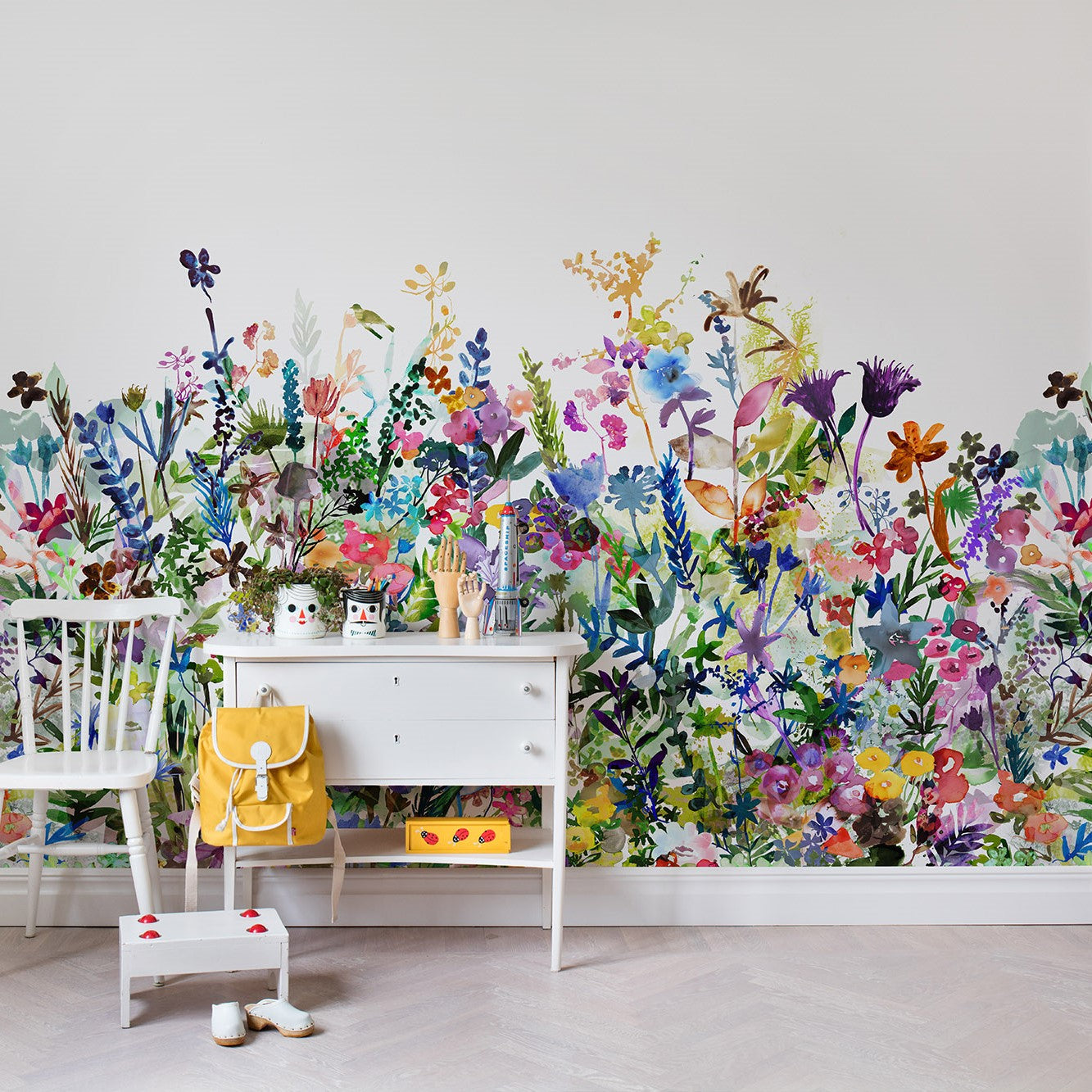 Spring Flowers Mural Wallpaper (SqM) – Jass London LTD Registered in England and Wales