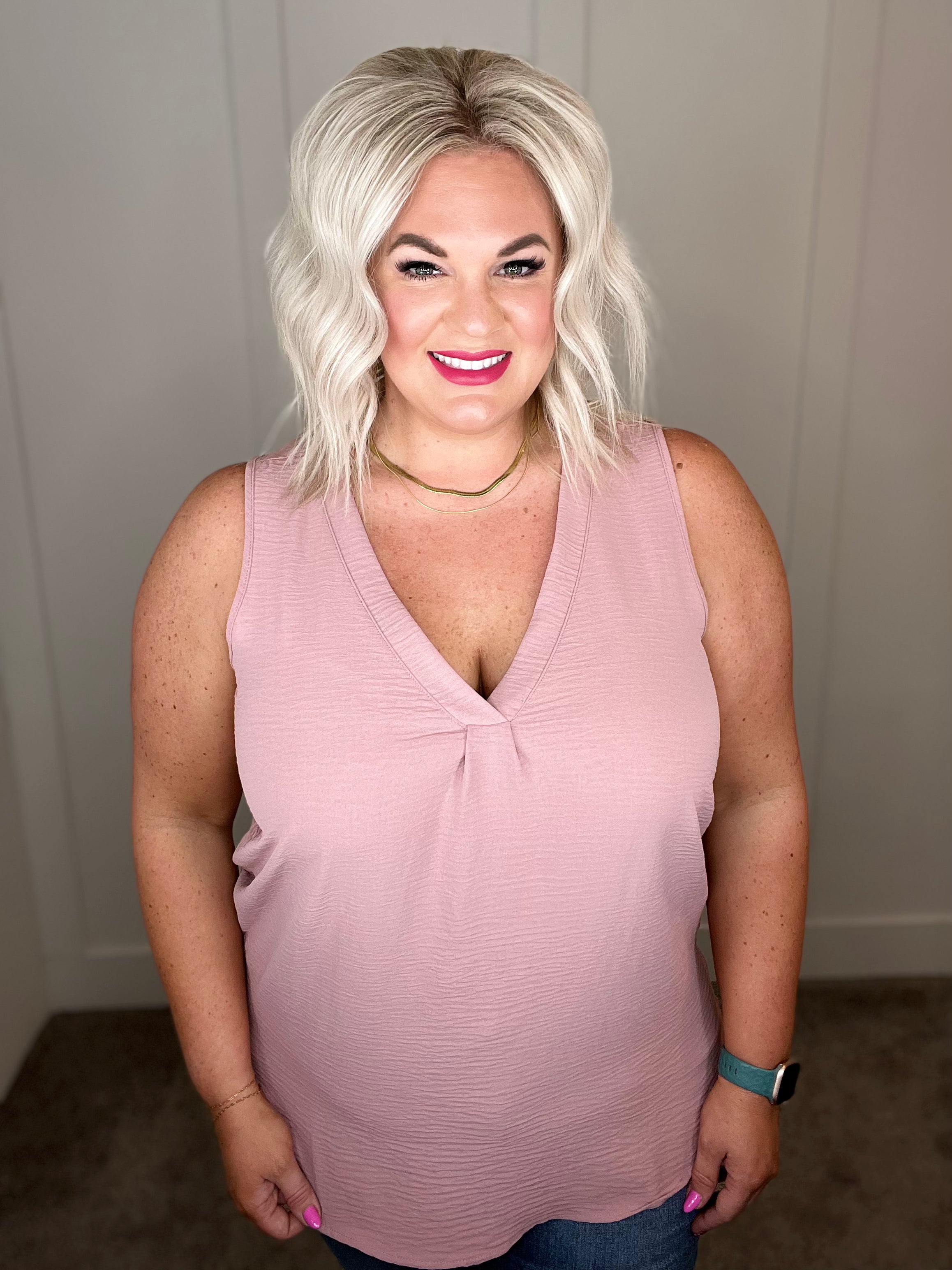 Calling For Spring Sleeveless Blouse