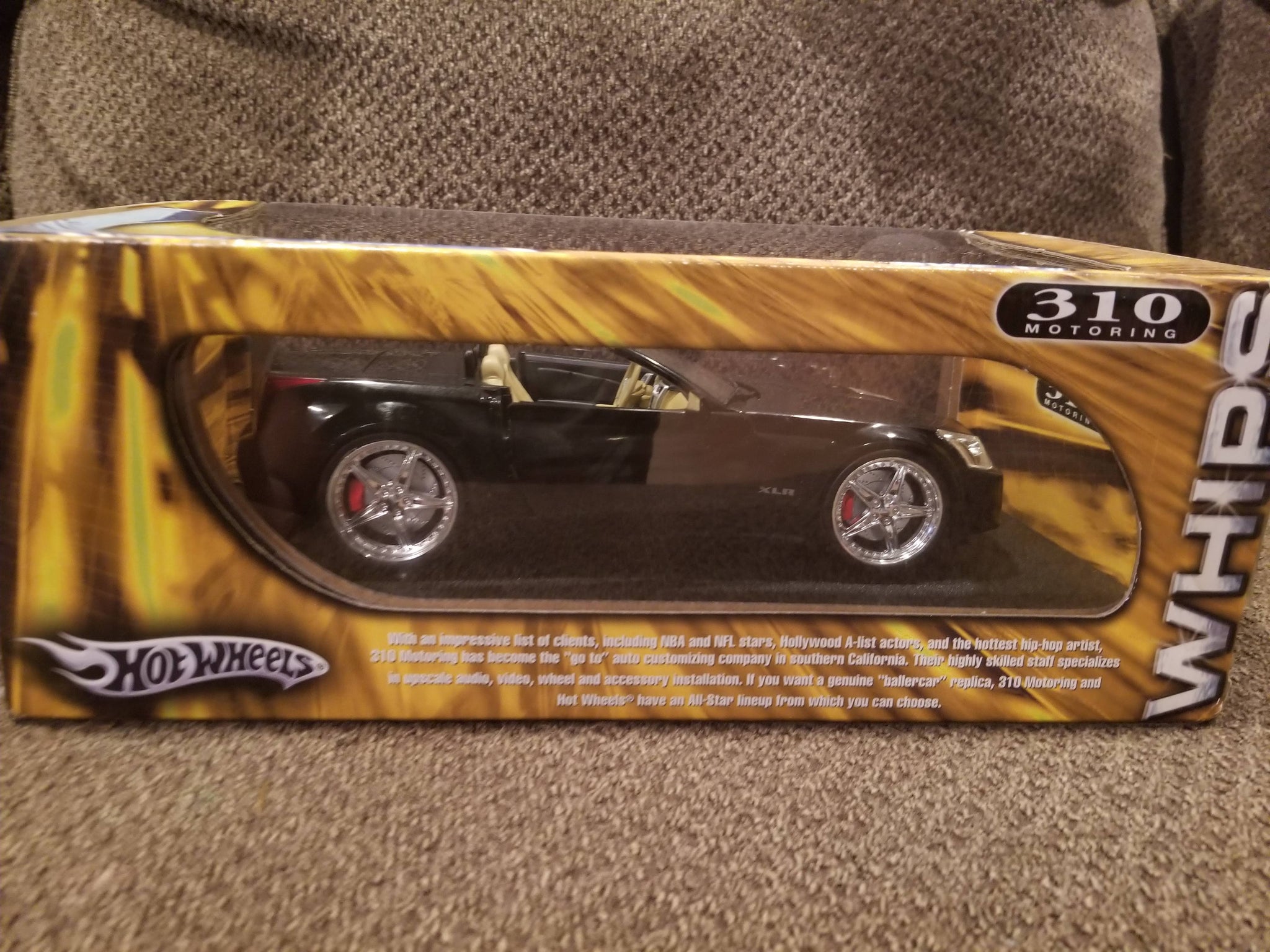 cadillac xlr diecast model cars