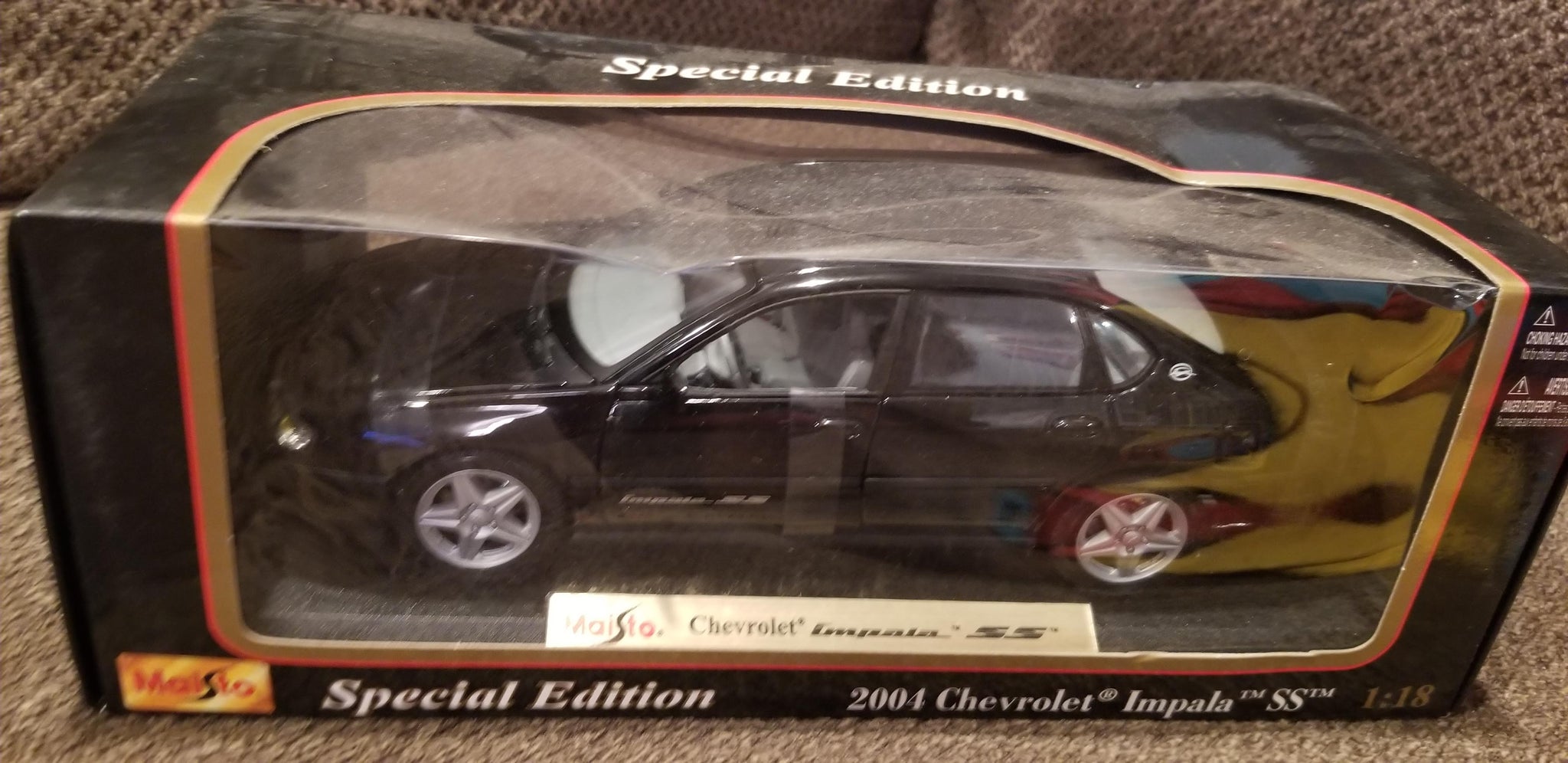 2004 Chevrolet Impala Ss Black 1 18 Diecast Model Car By