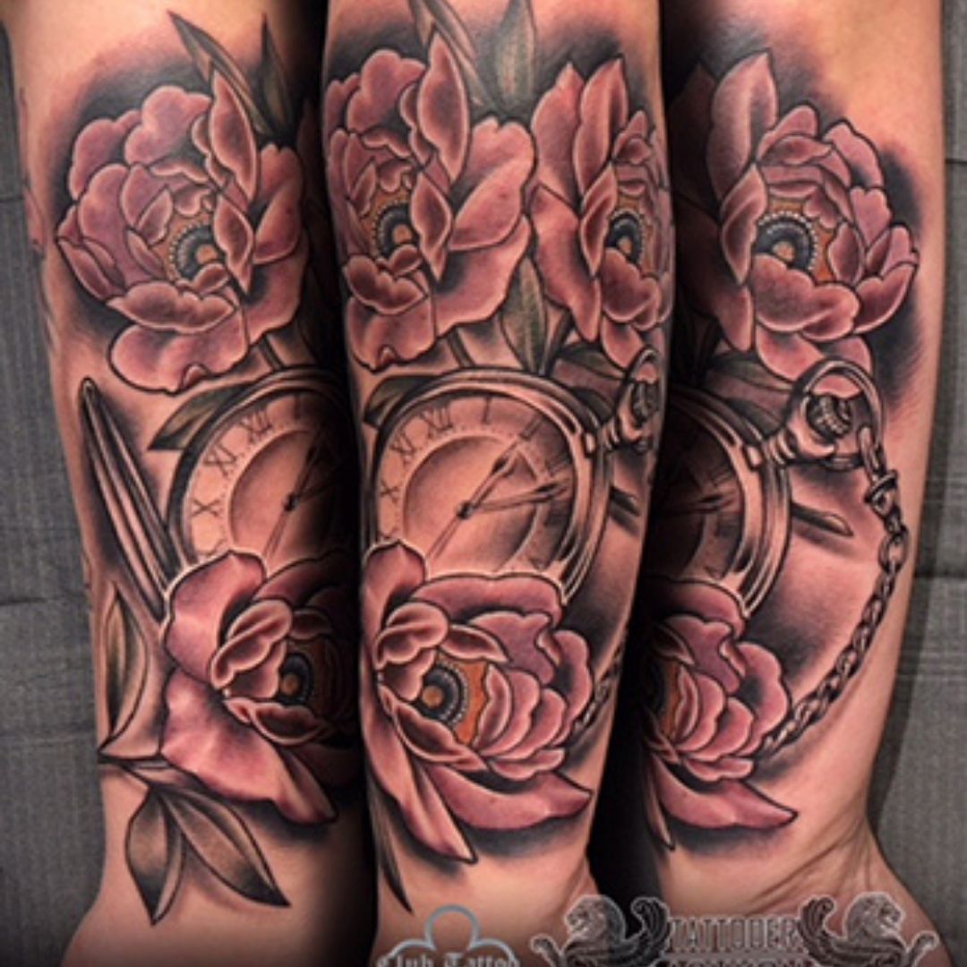 Ashkon club tattoo Venetian Tattoos in Las Vegas (20).jpg__PID:a5f47af7-17ad-4420-92cd-e85aa5a59431