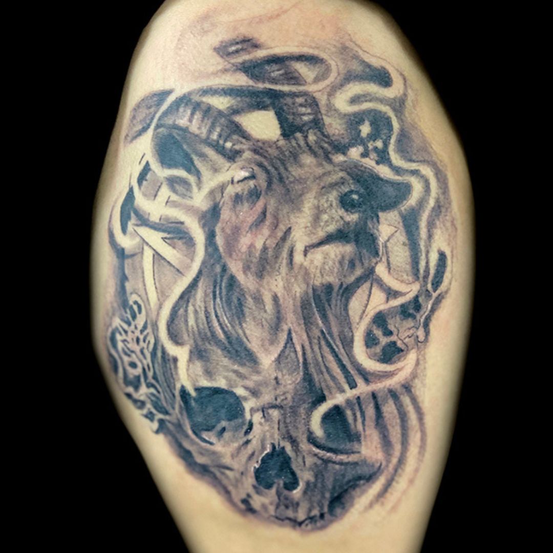 Mikey Cohill Club Tattoo Arizona Artist (15).jpg__PID:3380cc88-99b0-4a07-b422-2473f337b4c5