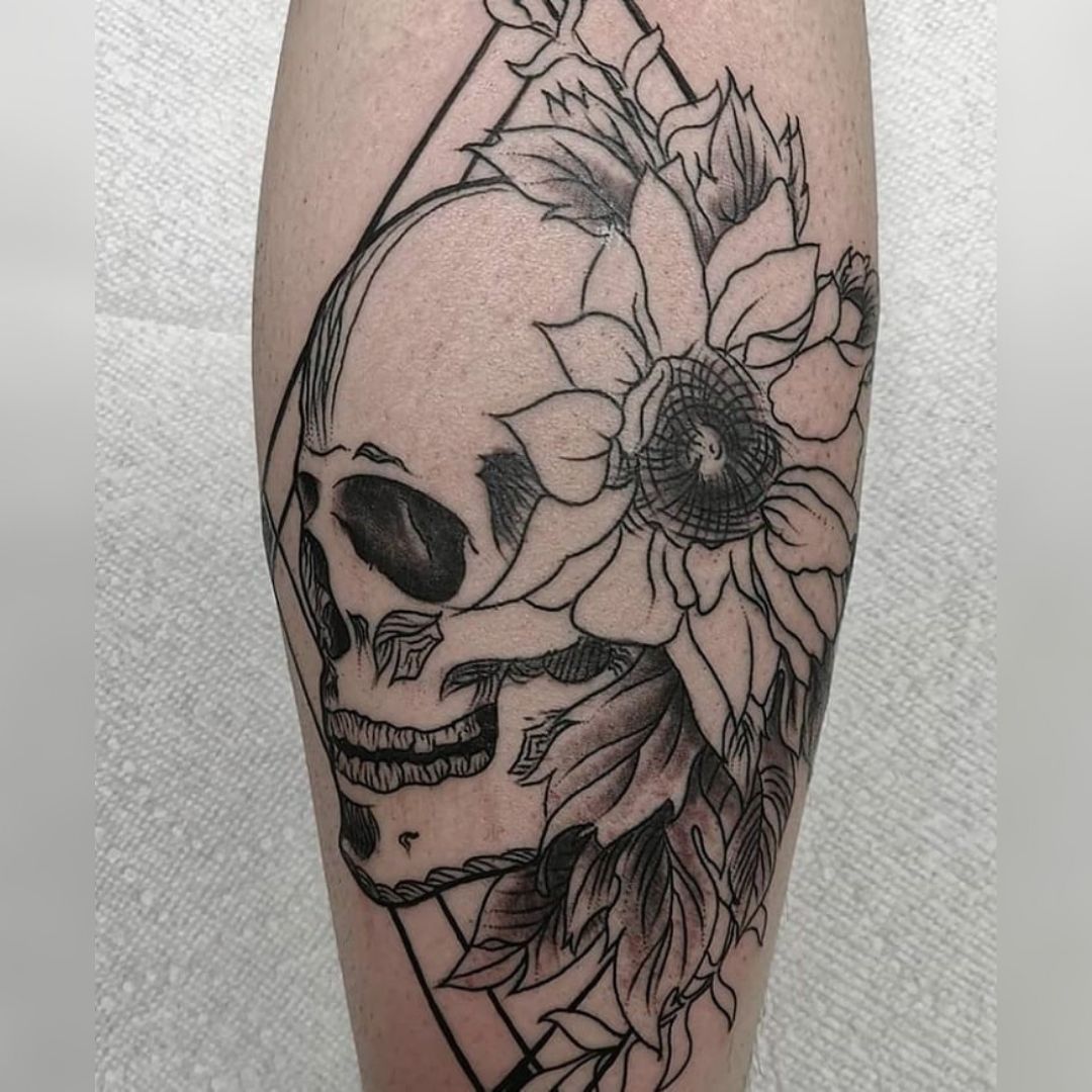 18 Amazing Skull Tattoo Designs – Club Tattoo