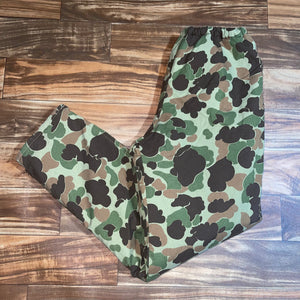 L - Vintage Cabelas Goretex Camo Down Puffer Pants - Twisted Thrift