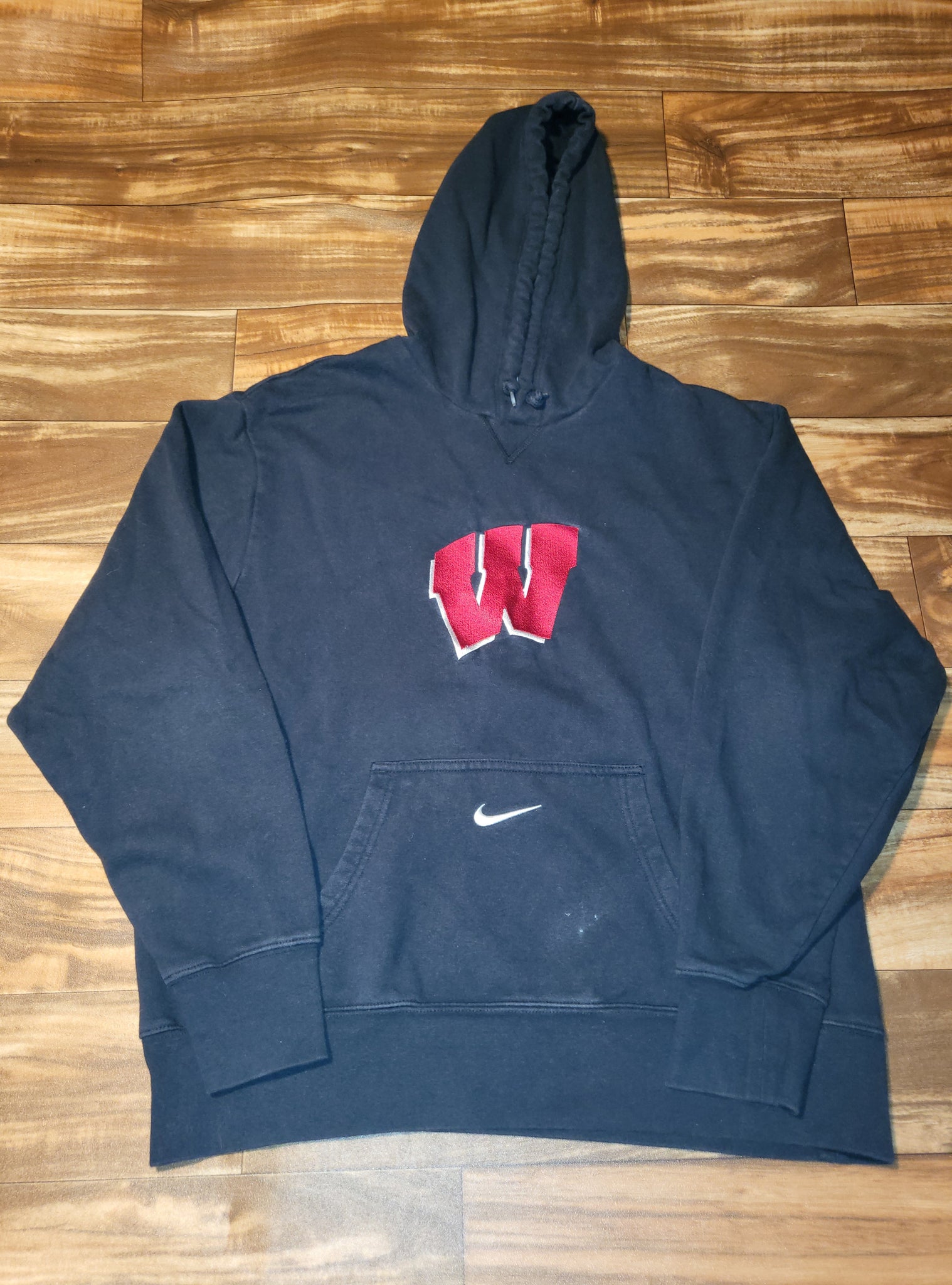 nike wisconsin badgers sweatshirt