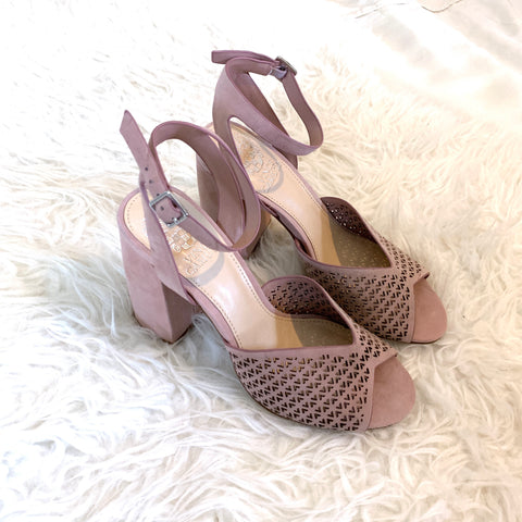 vince camuto pink heels