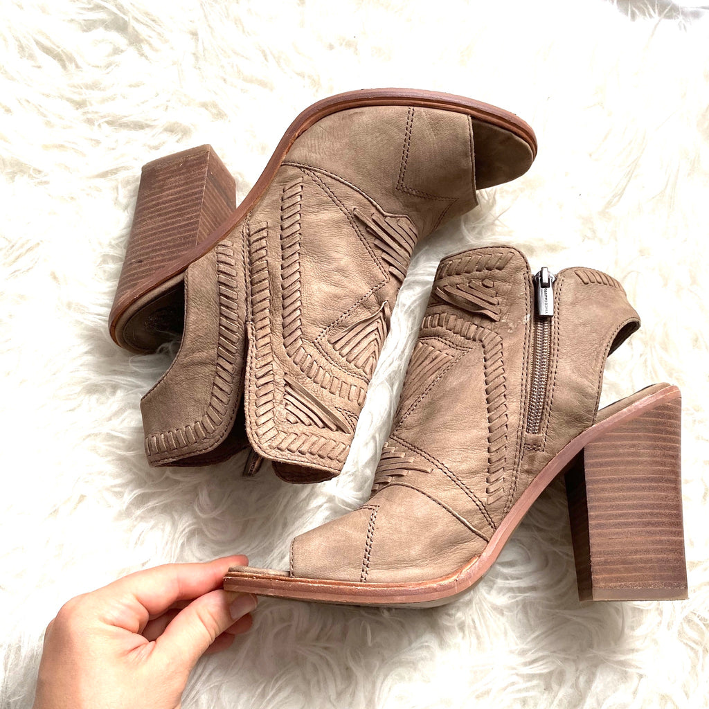 vince camuto heel boots