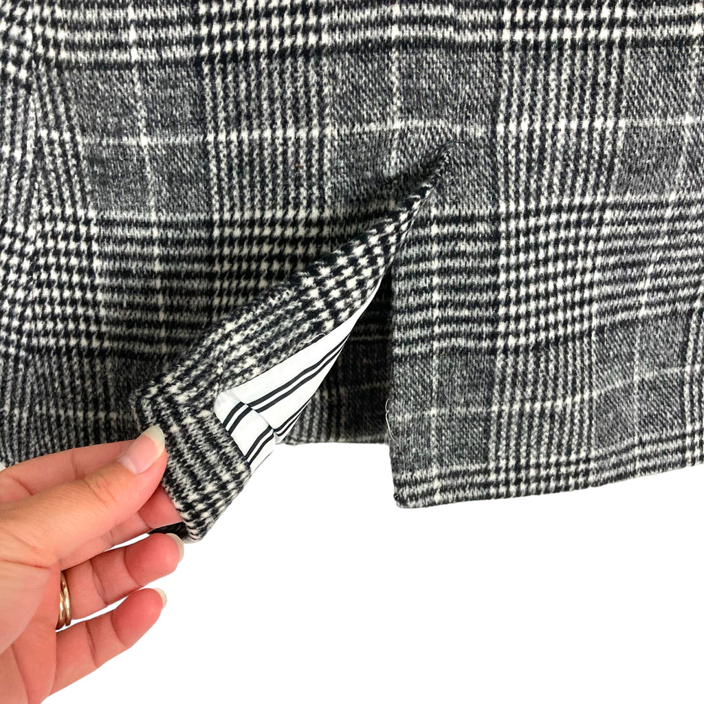 Cupcakes and Cashmere Black/White Flannel Blazer- Size 2 (sold out