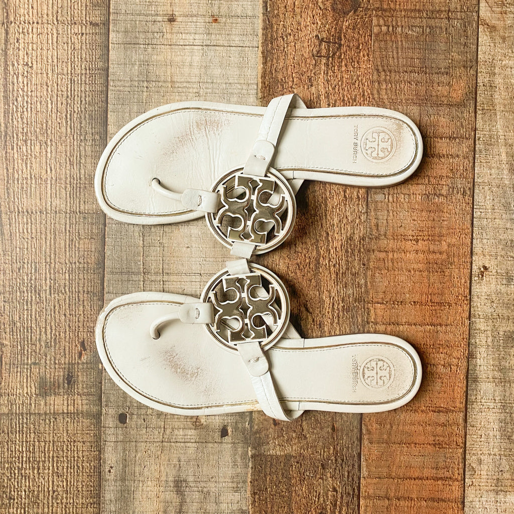 Pre-Owned Tory Burch Silver Sandals- Size  – The Saved Collection