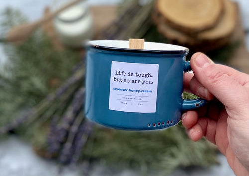 Mug candle - blue Lavender honey cream