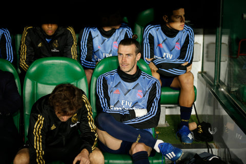 F❤️❤️TBALLER GARDER❤️BE — Gareth Bale wore: Louis Vuitton Damier Graphite