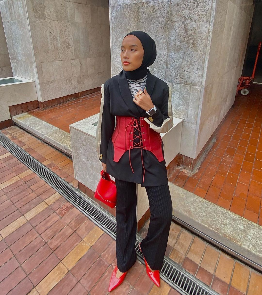 Blazer wanita hijab, outfit hijab