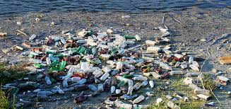 Pollutions des bouteilles de plastique