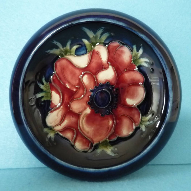 A Vintage Moorcroft Inverted Rim Bowl in the Anemone Pattern