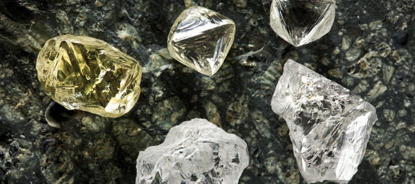 Difference between Raw, Uncut Diamond vs. Other Minerals