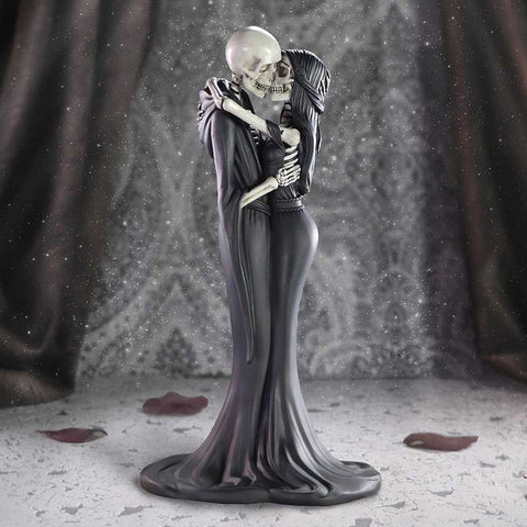 Eternal Kiss Skeletons Figurine