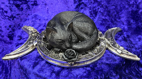 Alchemy Witches Familiar Ornament