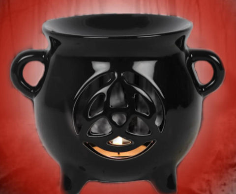 Triquetra Cauldron Oil Burner