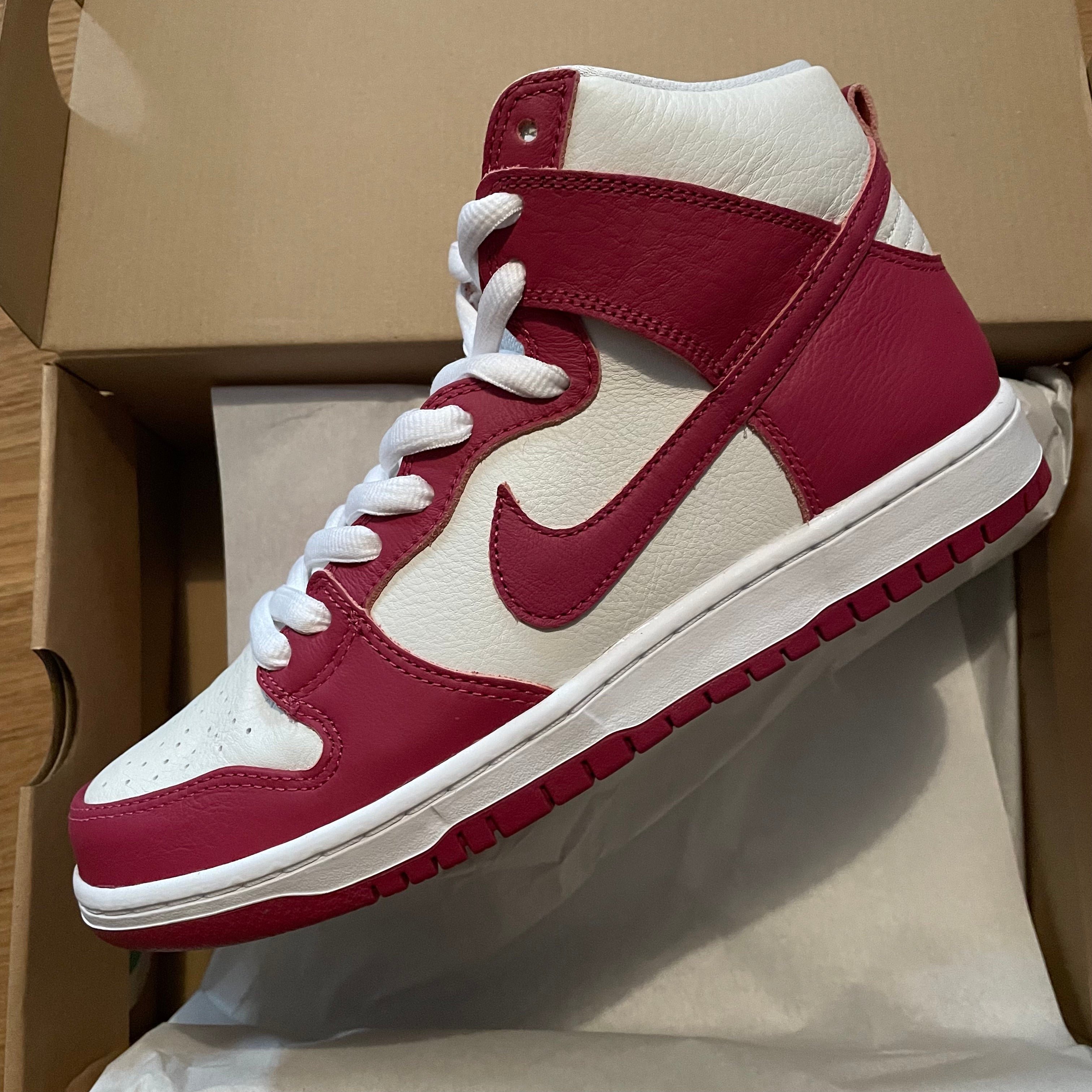 nike sb dunk sweet beet