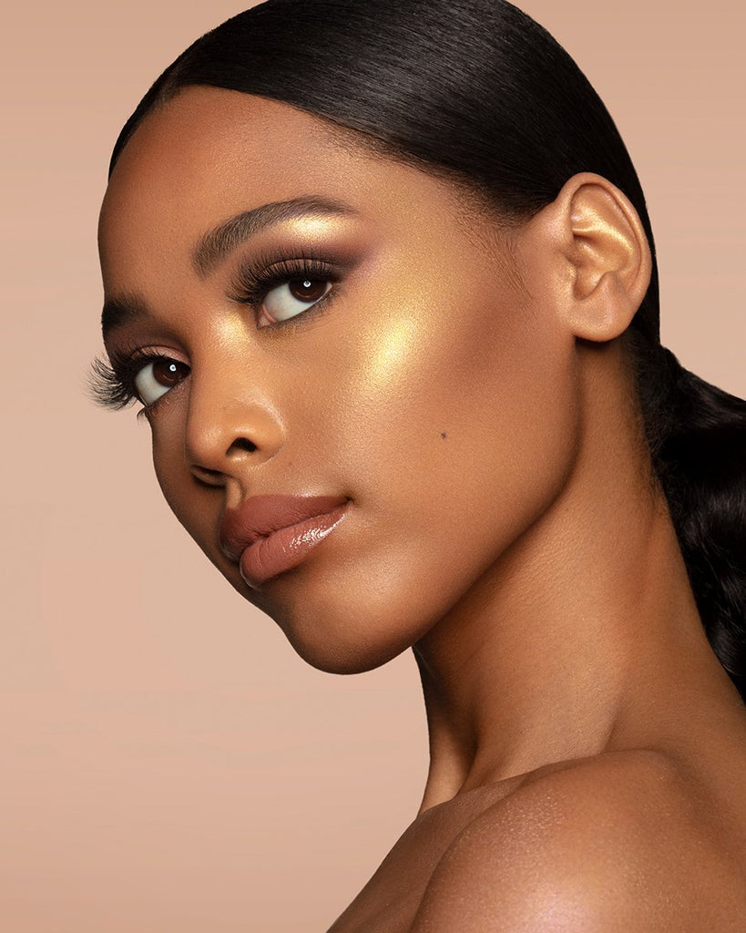 Accent Light Highlighter Go For Gold Jaclyn Cosmetics