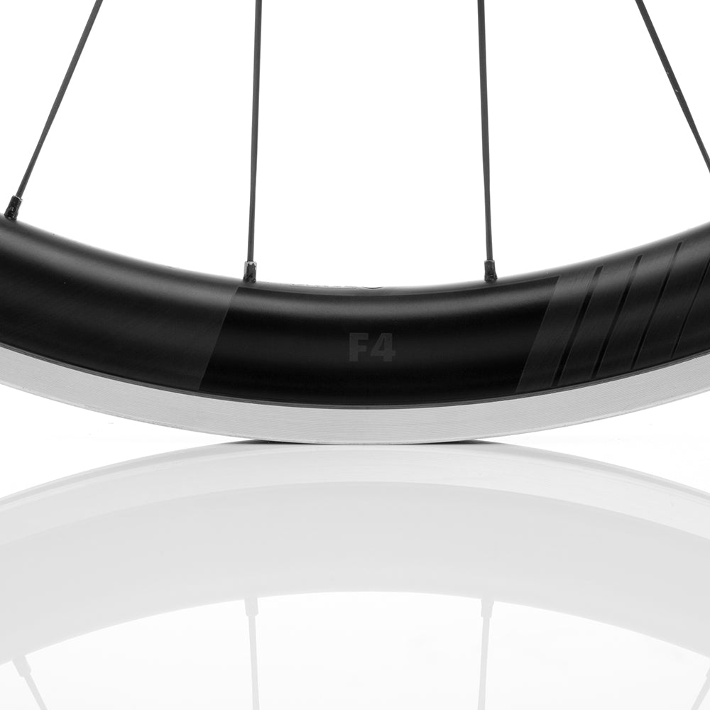 ffwd f4r clincher