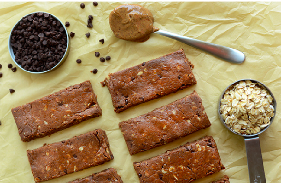 Chocolate chip protein bars to fuel your long run