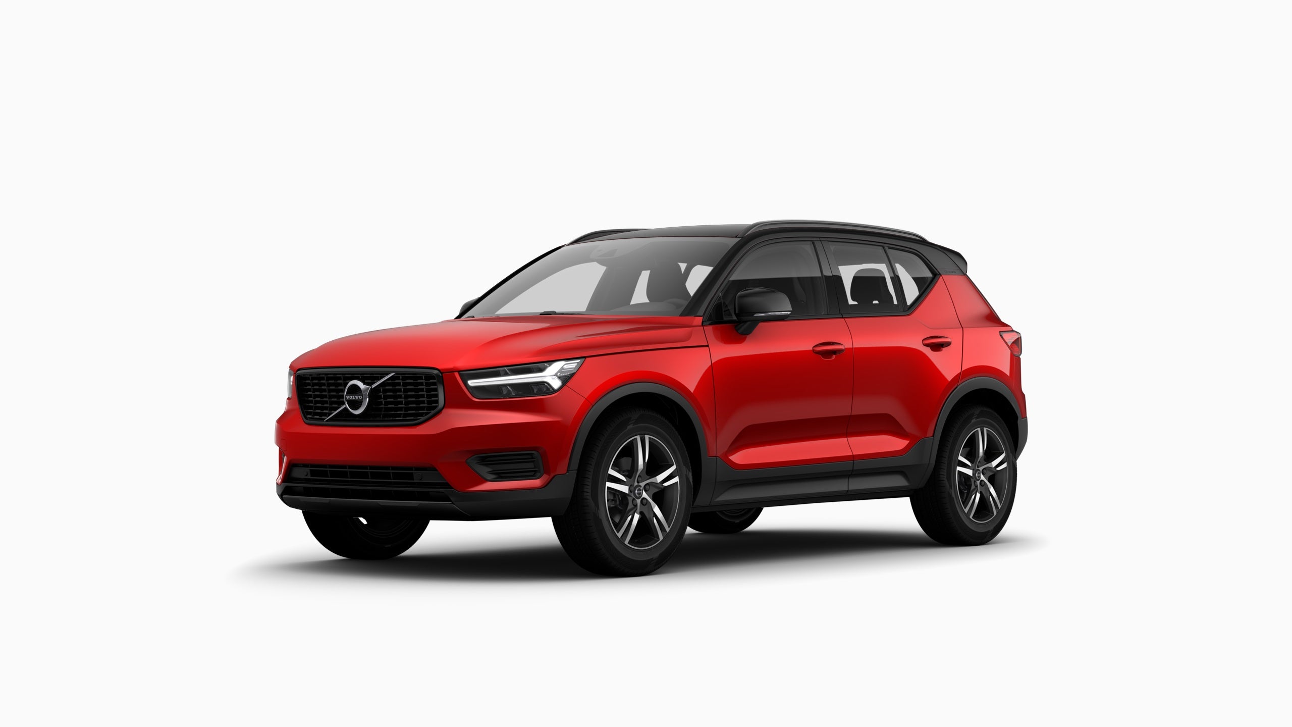 xC40 R-design phiên bản màu đỏ nổi bật