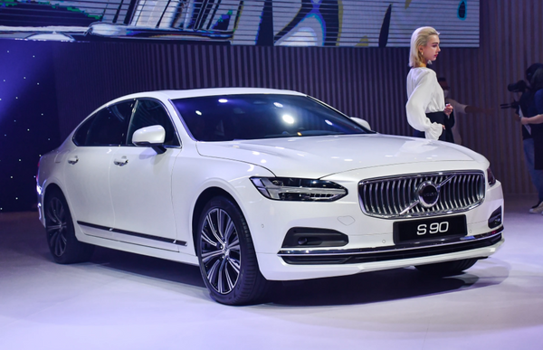 volvo-s90-lwb-2022