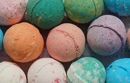 jhaz soaps bath bombs