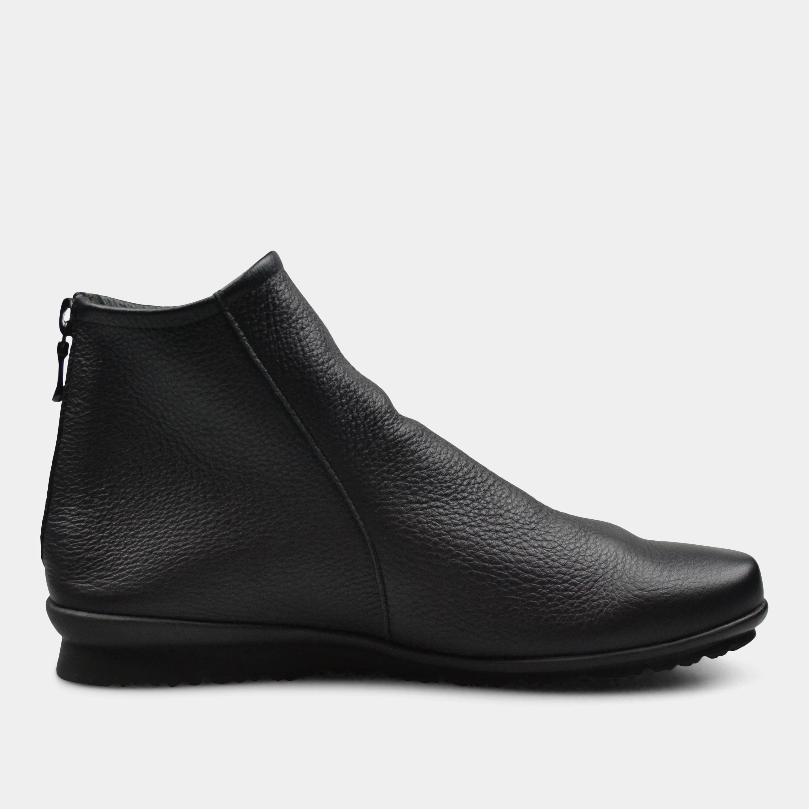 ARCHE DATO IN BLACK A Step Above Shoes