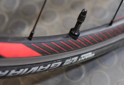 How to pump up your Bicycle Tyres in tubeless valve