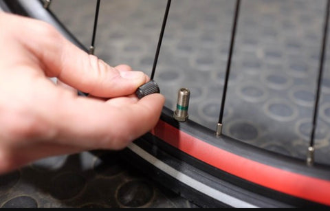 How to pump up your Bicycle Tyres cap unscrew 