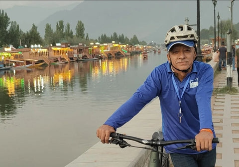 68 year young cyclist Col. Rajesh Dutta from Delhi